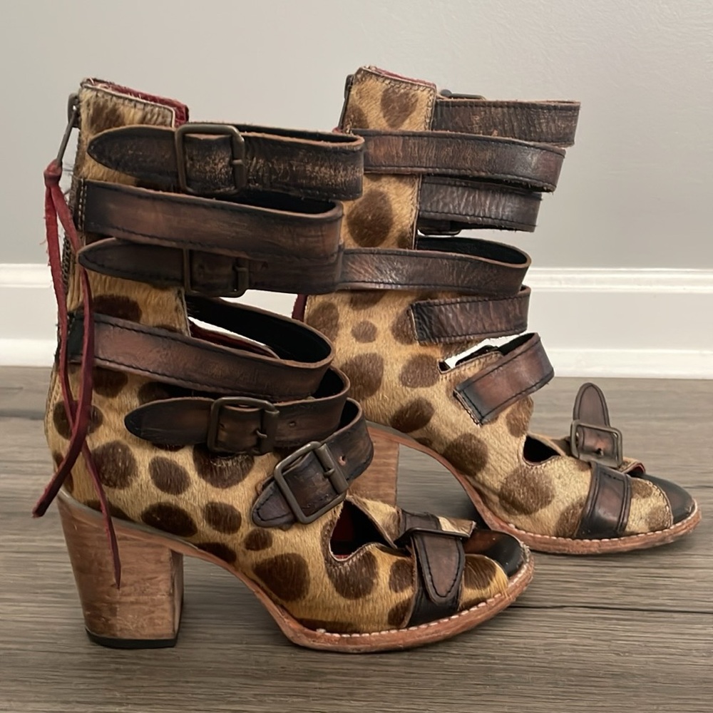 FREEBIRD by Steven BOND heels in Leopard (fits size 7.5)